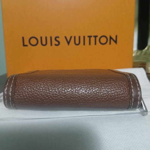 EUC Louis Vuitton Suhali Compact Wallet - Picture 3 of 13